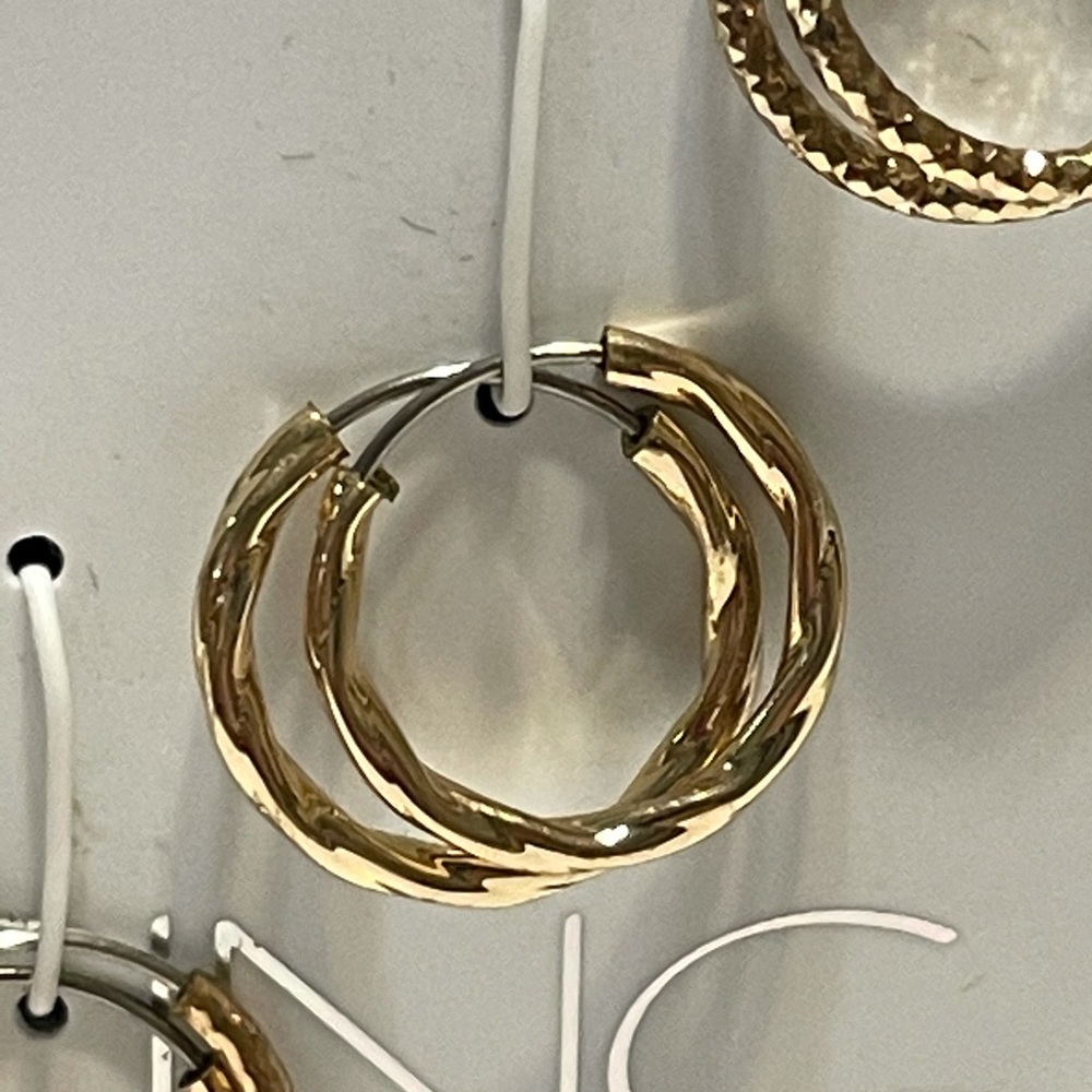 NWT icing gold tone hoop round circle earring set - Picture 5 of 5